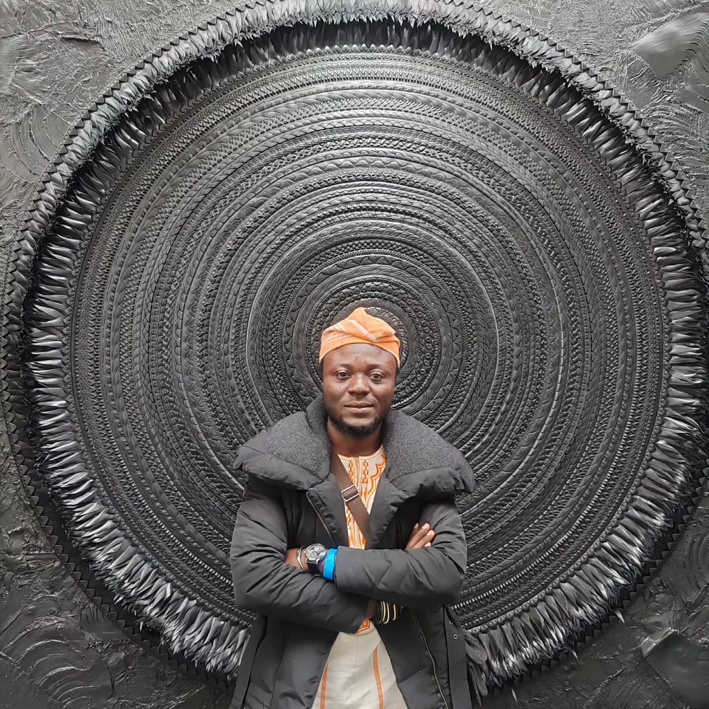 Entretien avec Paterne DOKOU dans le cadre de son exposition « Le coronavirus, un salut pour l’humanité »